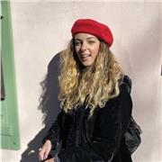 Studentessa al terzo anno di Economia e management offre ripetizioni per alunni di scuole elementari e medie di tutte le materie